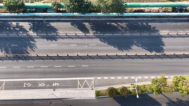 实现“机非分离” 扬州晶龙大道改造工程全面完工